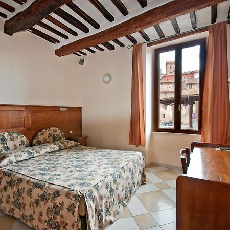 Al Mercato B&B Siena Buitenkant foto